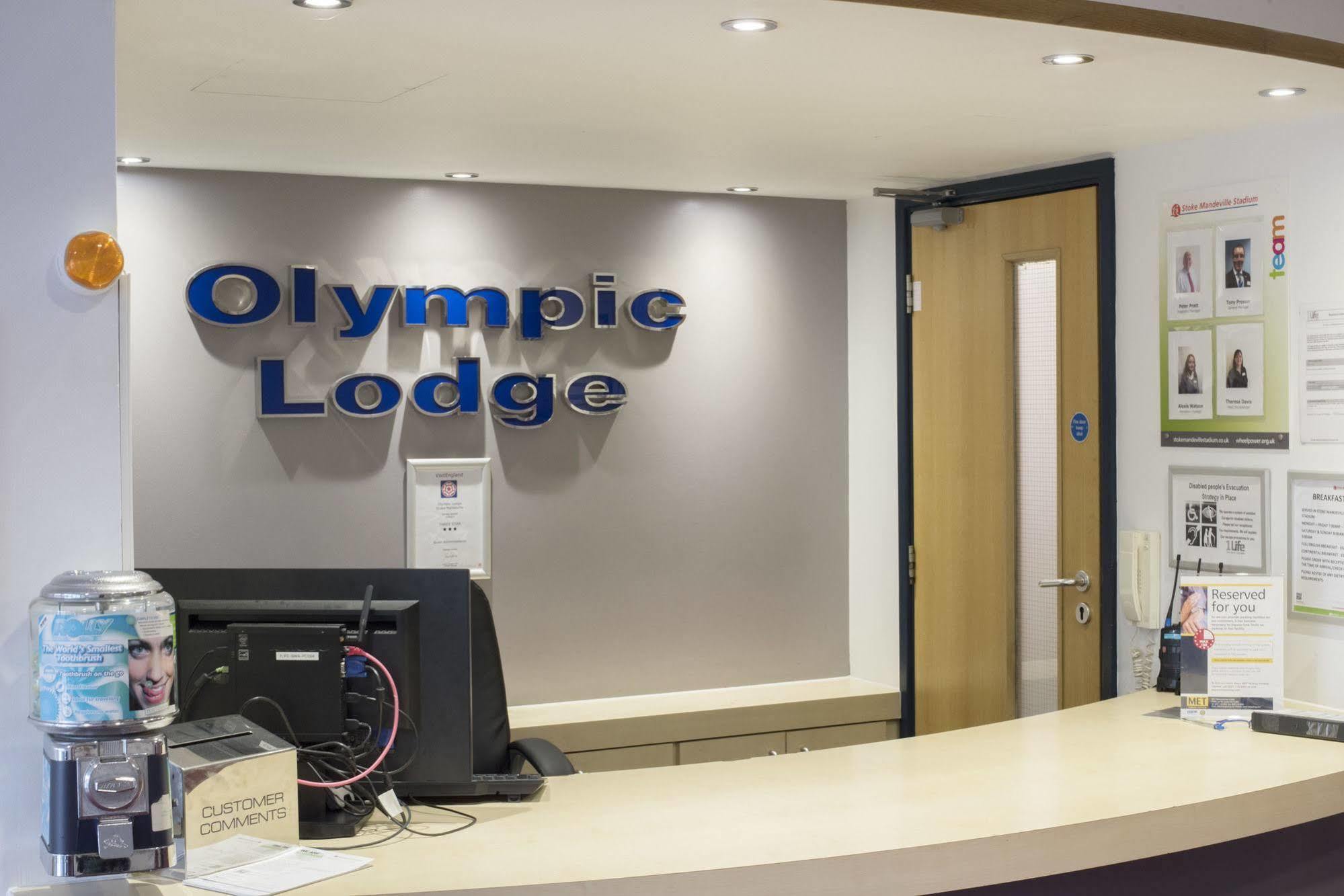 איילסברי The Olympic Lodge מראה חיצוני תמונה